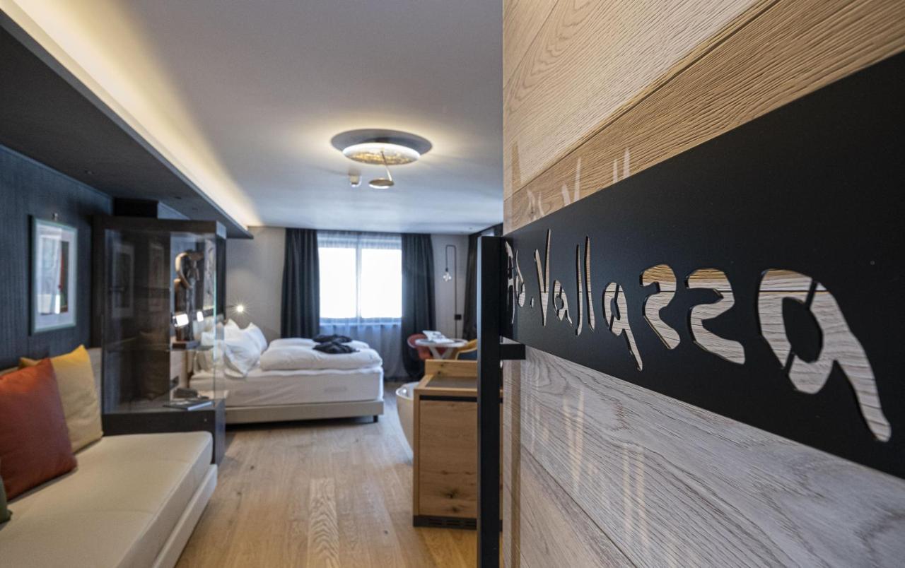 Locanda Degli Artisti Art Hotel Canazei Extérieur photo